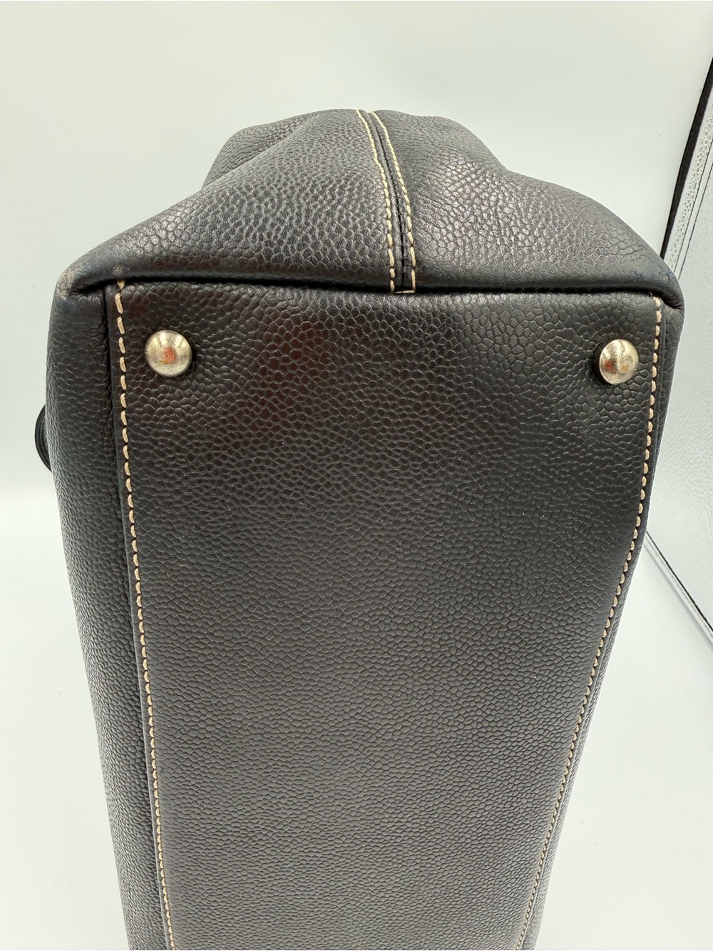 CHANEL Black Caviar Leather Tote with Silver CC Accent - Picture 4 of 16